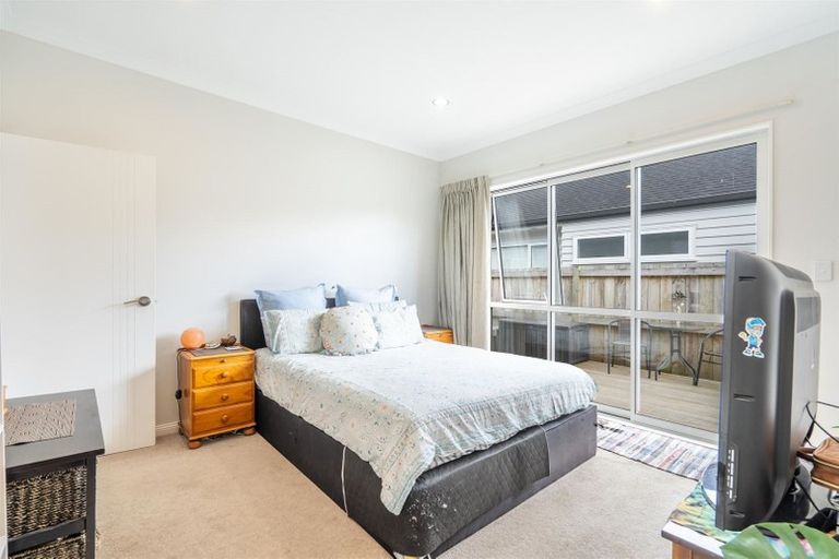 Photo of property in 8 Kohia Way, Huapai, Kumeu, 0810