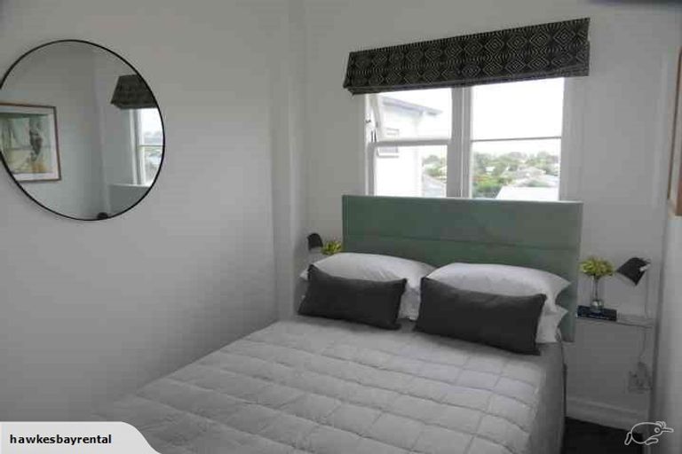 Photo of property in 4/541 Marine Parade, Napier South, Napier, 4110