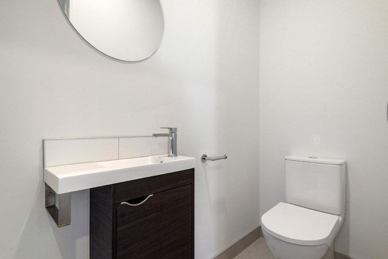 Photo of property in 5 Verde Lane, Rosehill, Papakura, 2113