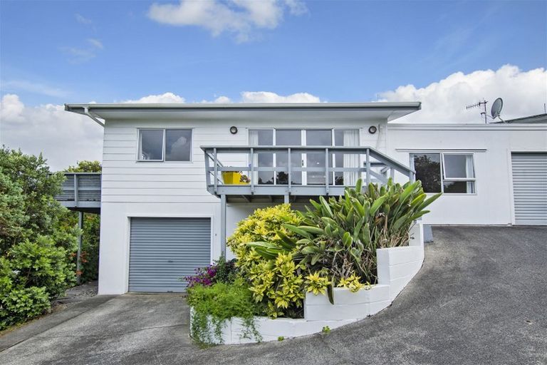 Photo of property in 39 Raumati Crescent, Onerahi, Whangarei, 0110