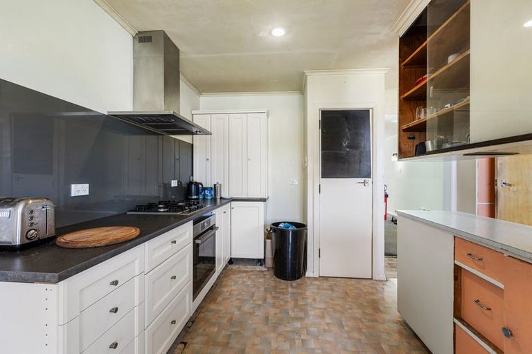 Photo of property in 12 Hawtrey Terrace, Johnsonville, Wellington, 6037