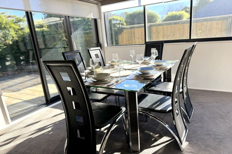 Photo of property in 1/251 Memorial Avenue, Burnside, Christchurch, 8053