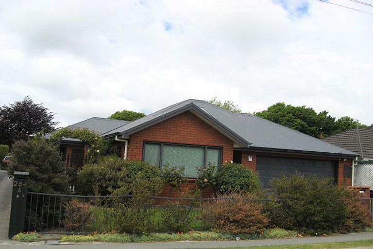 Photo of property in 2/284 Ilam Road, Burnside, Christchurch, 8053
