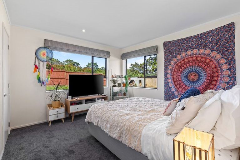 Photo of property in 15 Pounamu Avenue, Greenhithe, Auckland, 0632