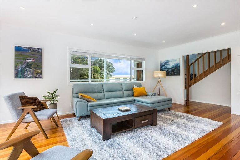 Photo of property in 5 Spey Place, Papakowhai, Porirua, 5024