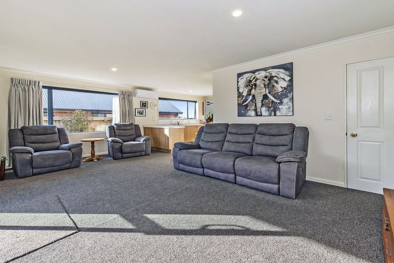Photo of property in 13 Brooker Place, Kirwee, Darfield, 7571