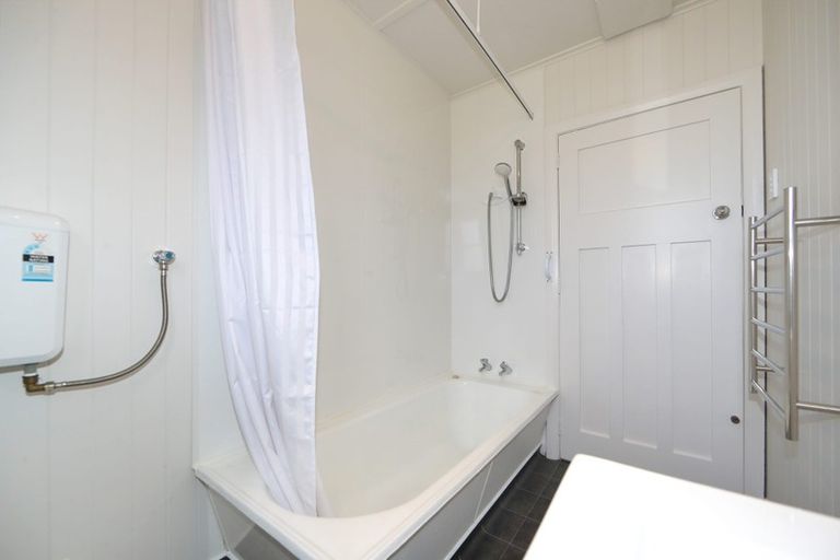 Photo of property in 69 Racecourse Road, Waipukurau, 4200