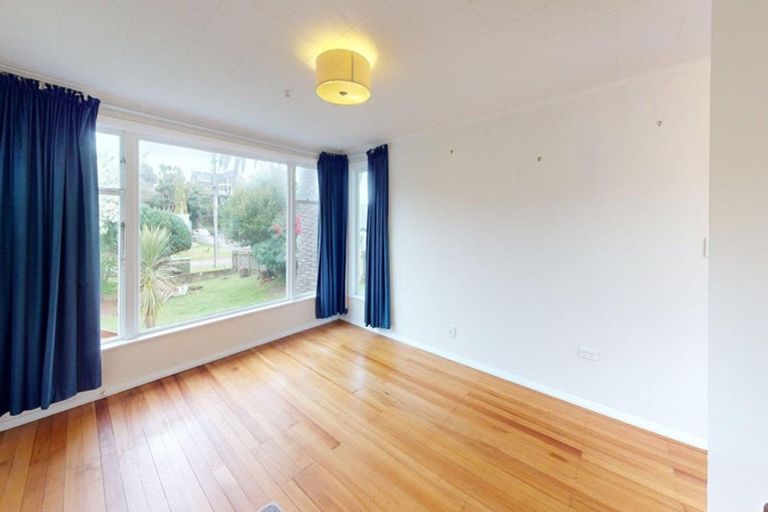 Photo of property in 33 Dale Road, Raumati South, Paraparaumu, 5032