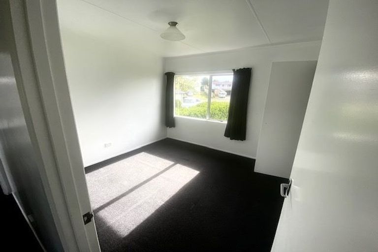 Photo of property in 9 Wicklow Place, Bell Block, New Plymouth, 4312