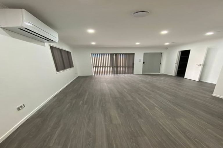 Photo of property in 10c Vickerman Street, Otara, Auckland, 2023