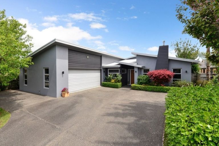 Photo of property in 4 Rosewood Court, Huntington, Hamilton, 3210