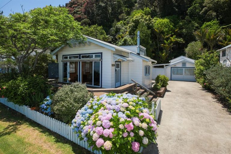 Photo of property in 342 Thames Coast Sh25 Road, Thornton Bay, Thames, 3575