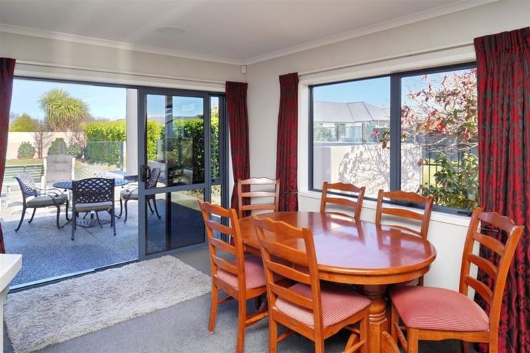 Photo of property in 21 Parklea Avenue, Halswell, Christchurch, 8025