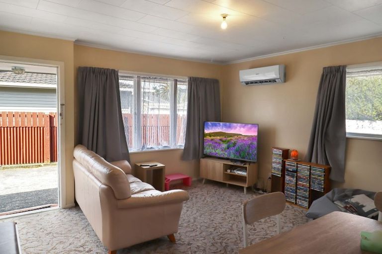 Photo of property in 4/88 Ararino Street, Trentham, Upper Hutt, 5018