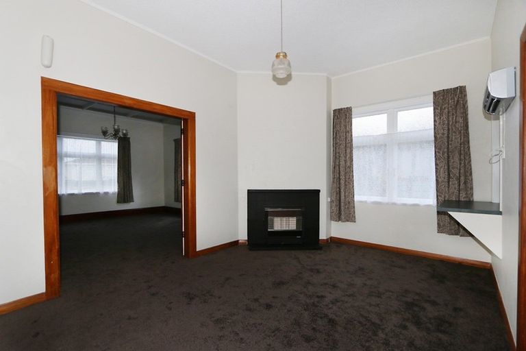 Photo of property in 36 Lyndhurst Street, Takaro, Palmerston North, 4412