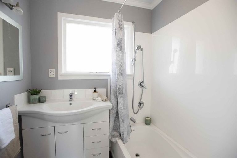 Photo of property in 49 Cargill Street, Waikiwi, Invercargill, 9810