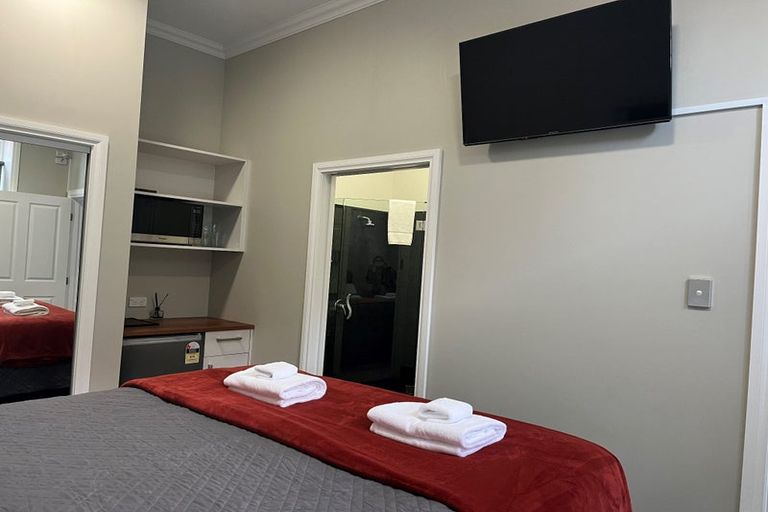 Photo of property in 1/81 Moray Place, Dunedin Central, Dunedin, 9016