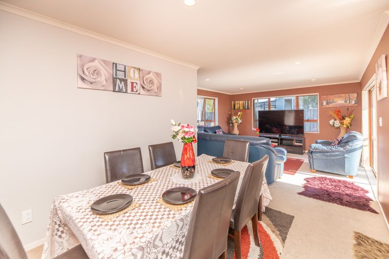 Photo of property in 78a Shortland Street, Wainoni, Christchurch, 8061