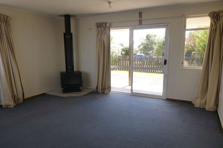 Photo of property in 2 Maire Street, Pahiatua, 4910