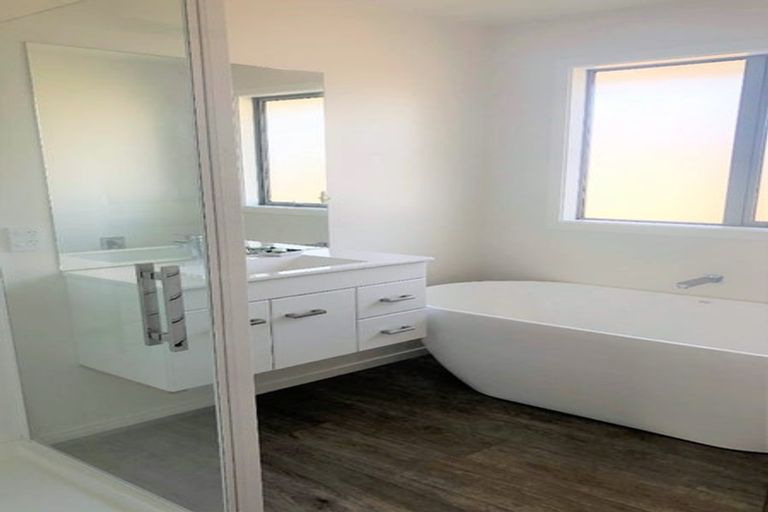 Photo of property in 12 Maeburn Street, Witherlea, Blenheim, 7201