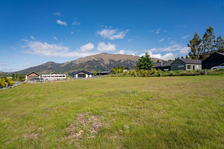Photo of property in 13 Skylark Place, Lake Hawea, 9382
