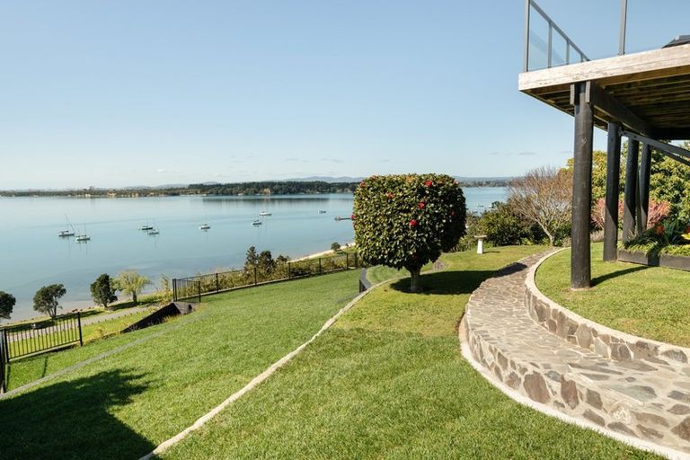 Photo of property in 69 Harbour View Road, Omokoroa, 3114