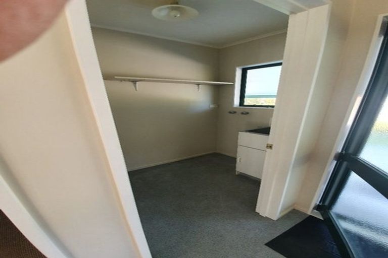 Photo of property in 80 Regent Street, Martinborough, 5711