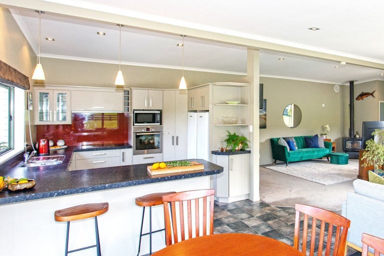 Photo of property in 1036 State Highway 4, Parikino, Wanganui, 4573