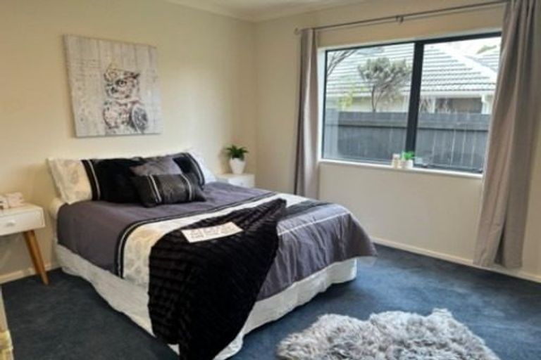Photo of property in 15a Walton Road, Paraparaumu Beach, Paraparaumu, 5032