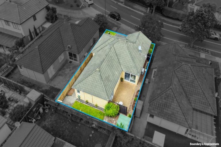 Photo of property in 67 Espalier Drive, Henderson, Auckland, 0612