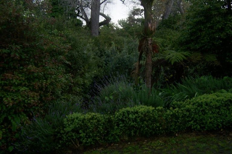 Photo of property in 9 John Gill Road, Cockle Bay, Auckland, 2014