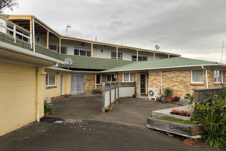 Photo of property in 57a Joll Road, Havelock North, 4130