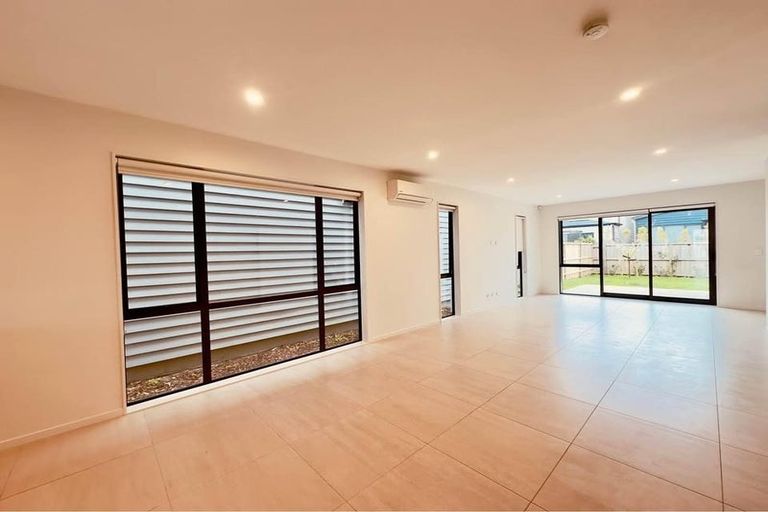 Photo of property in 31 Exmoor Road, Karaka, Papakura, 2113