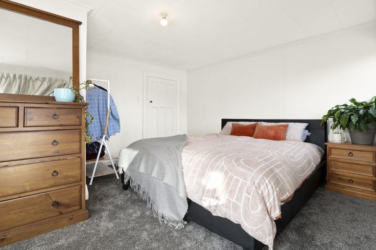 Photo of property in 63 English Avenue, Mornington, Dunedin, 9011