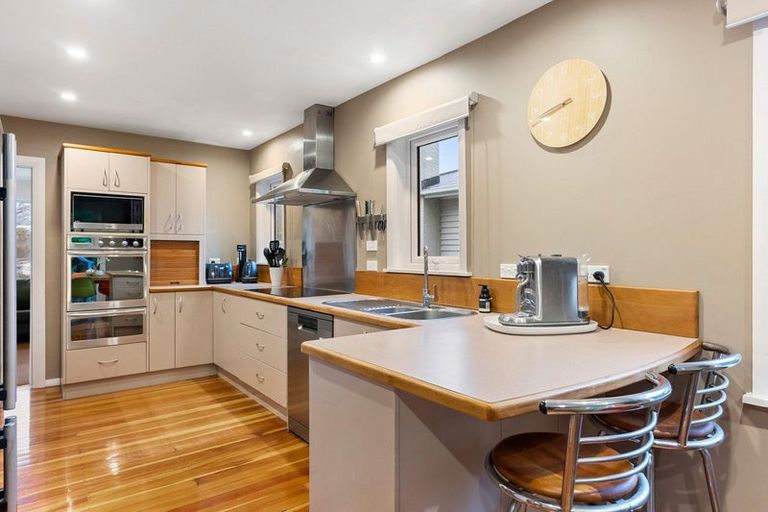 Photo of property in 88 Broderick Road, Johnsonville, Wellington, 6037