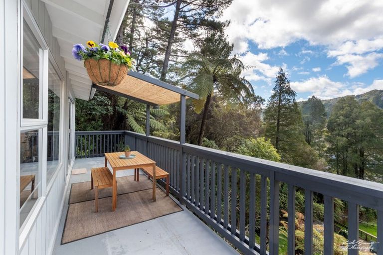 Photo of property in 470c Stokes Valley Road, Stokes Valley, Lower Hutt, 5019