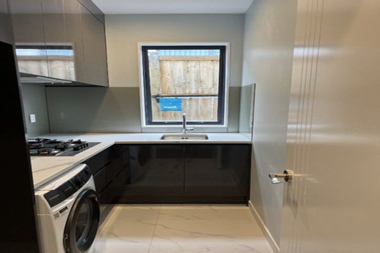 Photo of property in 1 Kapara Street, Flat Bush, Auckland, 2019