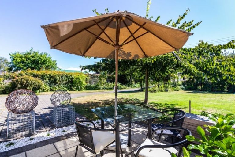 Photo of property in 61 Chesham Avenue, Waipahihi, Taupo, 3330