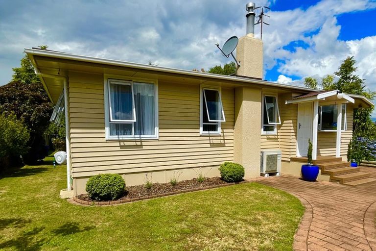 Photo of property in 106 Parawai Road, Ngongotaha, Rotorua, 3010