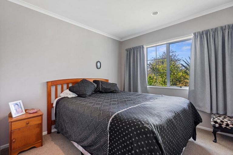 Photo of property in 12 Kentia Avenue, Mount Maunganui, 3116