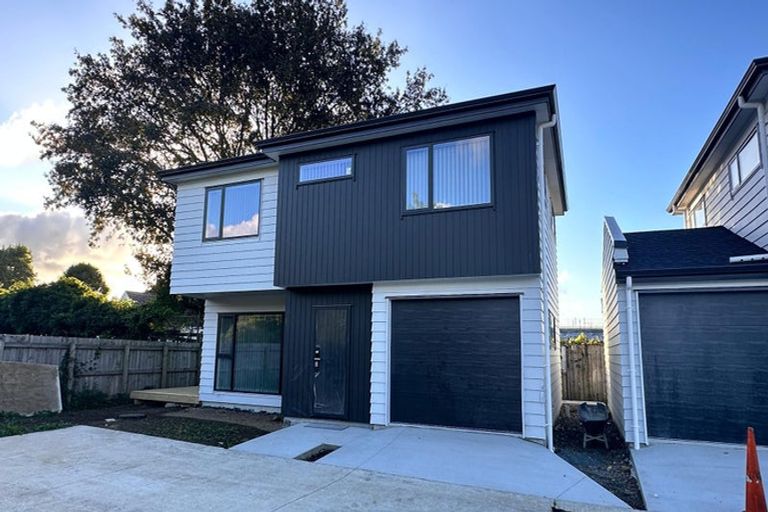 Photo of property in 33b Edmund Hillary Avenue, Papakura, 2110
