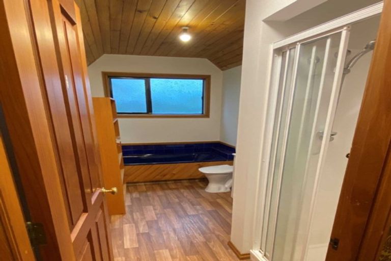 Photo of property in 86 Memorial Avenue, Ilam, Christchurch, 8053