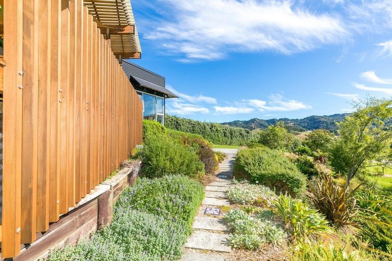 Photo of property in 20 Okupata Road, Oparau, 3878