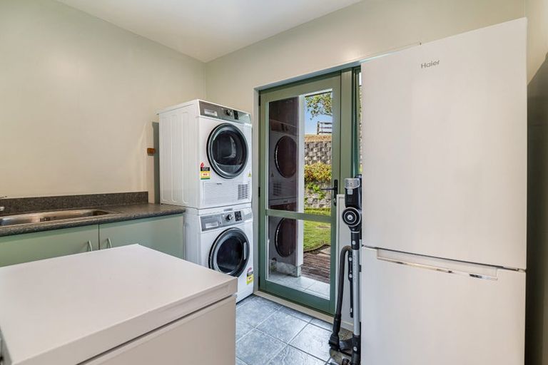 Photo of property in 5 Wenz Bayer Road, Puhoi, Silverdale, 0994