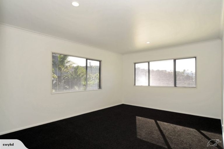 Photo of property in 7 Glenreagh Place, Torbay, Auckland, 0630