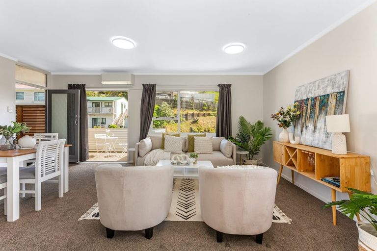 Photo of property in 6/126 Redwood Avenue, Tawa, Wellington, 5028
