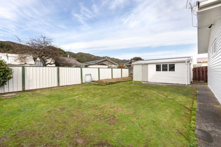 Photo of property in 156 Wise Street, Wainuiomata, Lower Hutt, 5014