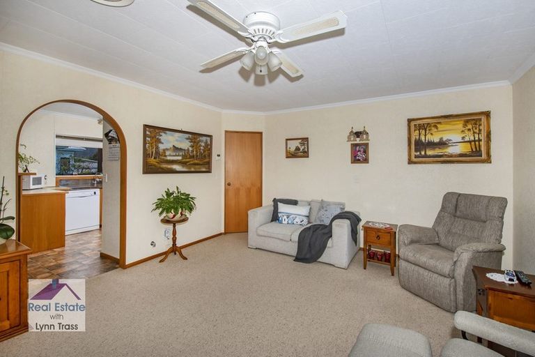 Photo of property in 2/329 Western Hills Drive, Avenues, Whangarei, 0110