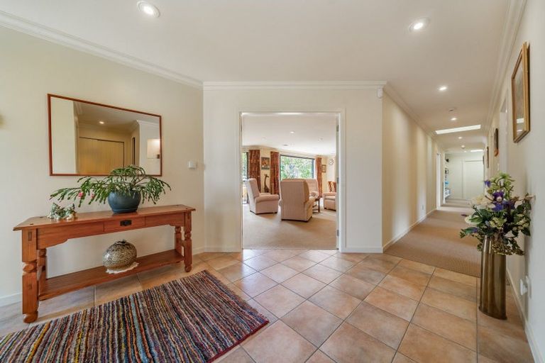 Photo of property in 9 Marua Palm Grove, Timberlea, Upper Hutt, 5018