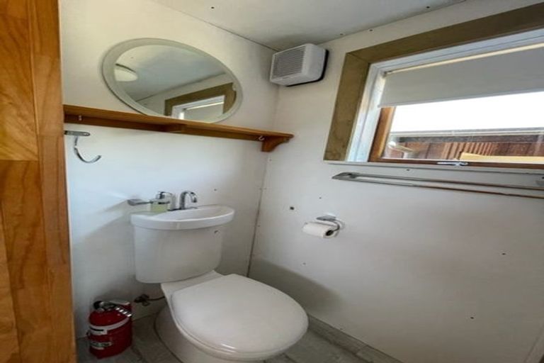 Photo of property in 77 Birdwood Avenue, Beckenham, Christchurch, 8023